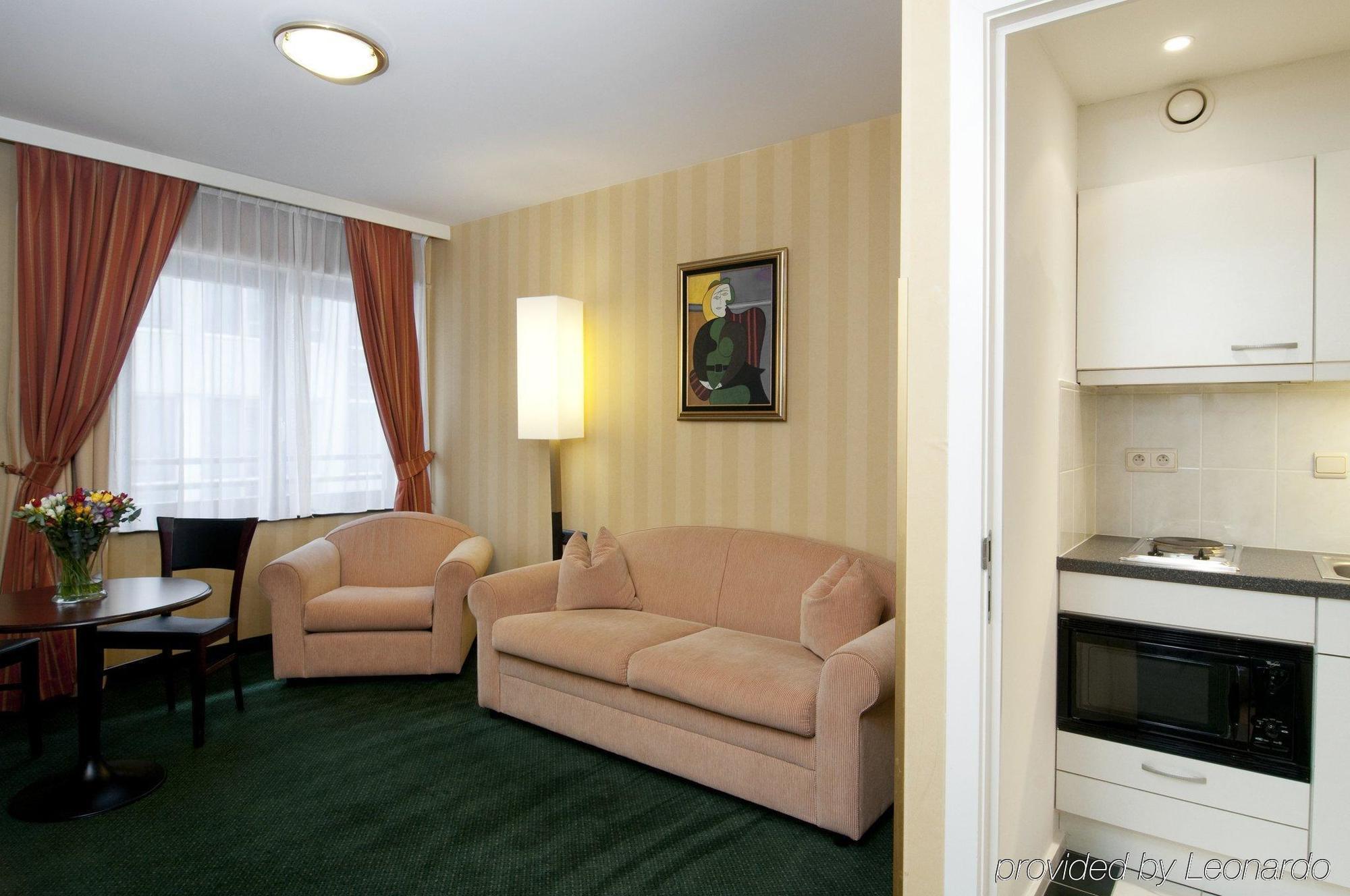 Holiday Inn Brussels Schuman, An Ihg Hotel Oda fotoğraf